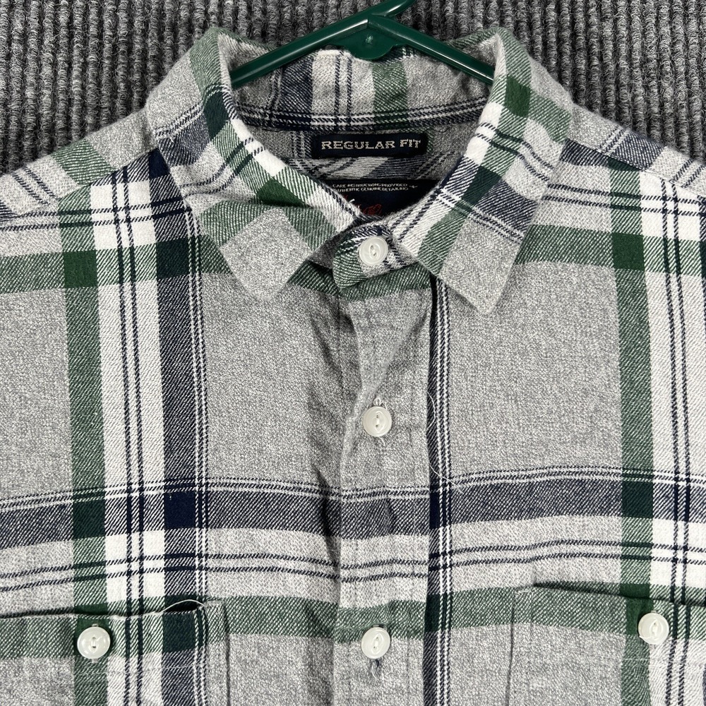 Old Navy Mens ShirtSmall Gray Plaid Long Sleeve Button Up Vintage Flannels